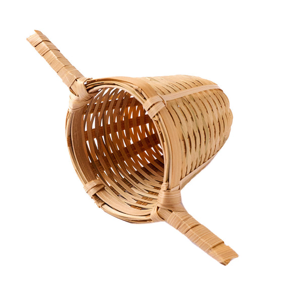 Bamboo strainer