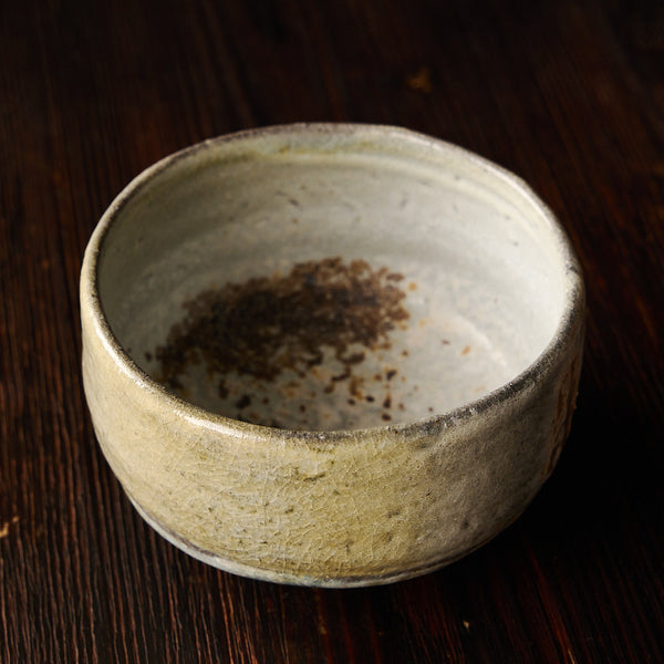 Puupõletatud matcha kauss "Snowmelt", Aleš Dancak *